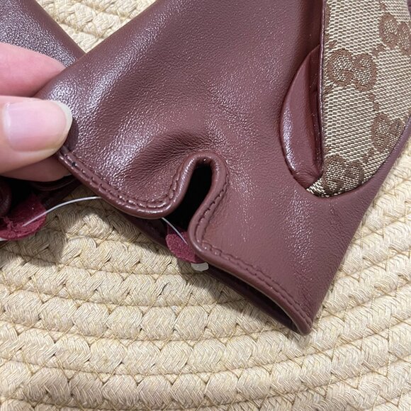 Gucci Brown Monogram Leather Gloves - Picture 4 of 7